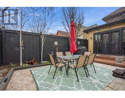 441 WOODMAN AVENUE - 47
