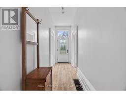 492 VICTORIA STREET - 22