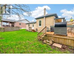 492 VICTORIA STREET - 34