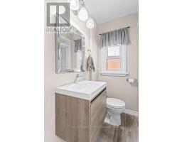 577 WONDERLAND ROAD N - 22