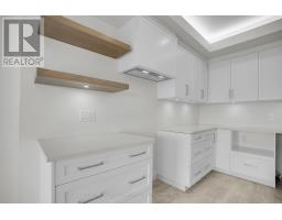 45 - 2700 BUROAK DRIVE - 13