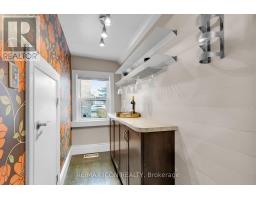 905 DUFFERIN AVENUE - 17