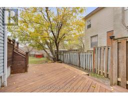 905 DUFFERIN AVENUE - 30