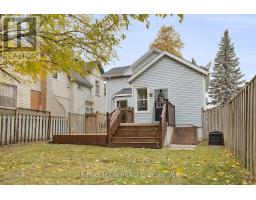 905 DUFFERIN AVENUE - 35