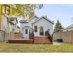 905 DUFFERIN AVENUE - 37