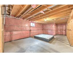 1 - 486 SKYLINE AVENUE - 32