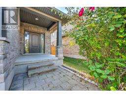 1 - 486 SKYLINE AVENUE - 4