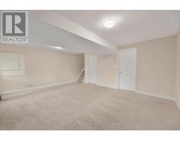 33 - 1030 OAKCROSSING GATE - 24