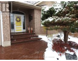 138 EASTVIEW AVENUE - 5