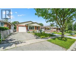 8 POPLAR CRESCENT - 2