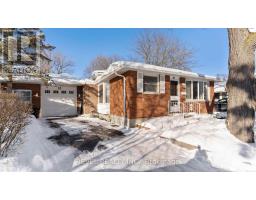 19 HINES CRESCENT - 2