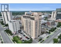 2106 - 389 DUNDAS STREET - 34