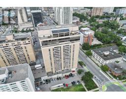 2106 - 389 DUNDAS STREET - 36