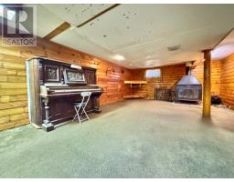 2472 CHESTNUT STREET - 20
