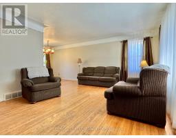 2472 CHESTNUT STREET - 6
