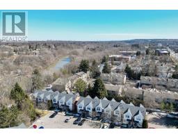 14 - 1415 COMMISSIONERS ROAD W - 40