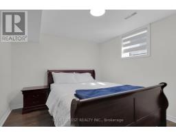 1502 CORONATION DRIVE - 41