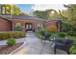 46 Foxborough Grove, MLS X12469116