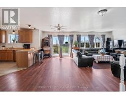 742 LAKESHORE ROAD - 17