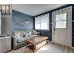 417A EDITH CAVELL BOULEVARD - 7