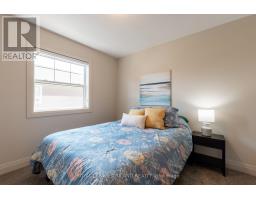 69 - 1040 CORONATION DRIVE - 21