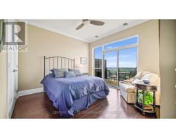 1403 - 240 VILLAGEWALK BOULEVARD - 23