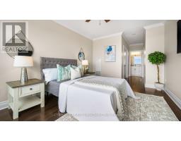 1403 - 240 VILLAGEWALK BOULEVARD - 27