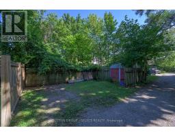 781 HELLMUTH AVENUE - 32