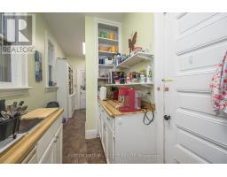 781 HELLMUTH AVENUE - 8