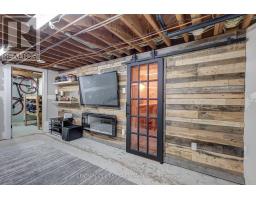 389 MCKEON AVENUE - 34