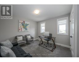 47 - 1061 EAGLETRACE DRIVE - 30