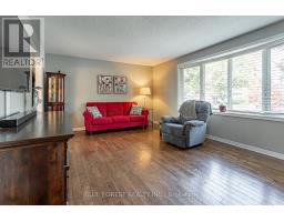 122 ST. CLAIR CRESCENT - 5