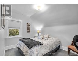 76 CONNAUGHT AVENUE - 10