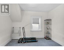 76 CONNAUGHT AVENUE - 11