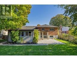 369 VALLEYVIEW AVENUE - 31