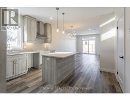21 JOHN POUND ROAD S - 16