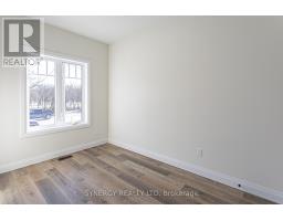 21 JOHN POUND ROAD S - 23