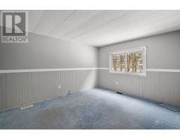 12 REDFORD DRIVE - 23