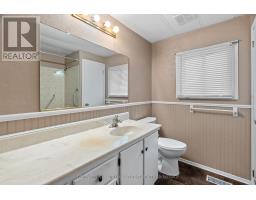 12 REDFORD DRIVE - 26