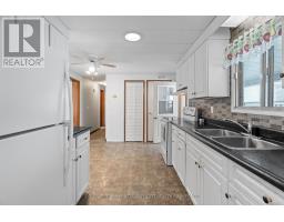 12 REDFORD DRIVE - 9