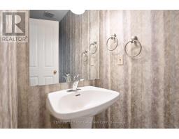 28 - 70 SUNNYSIDE DRIVE - 17