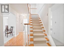 28 - 70 SUNNYSIDE DRIVE - 18