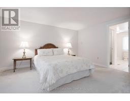 28 - 70 SUNNYSIDE DRIVE - 21