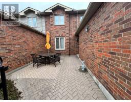 28 - 70 SUNNYSIDE DRIVE - 3
