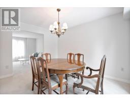 28 - 70 SUNNYSIDE DRIVE - 9