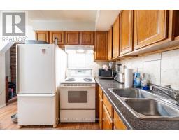 140 RECTORY STREET - 11
