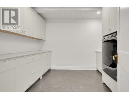 1885 TRAILSWAY DRIVE - 44