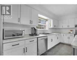 58 ANDOVER DRIVE - 13