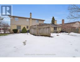 58 ANDOVER DRIVE - 32