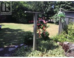 58 ANDOVER DRIVE - 38